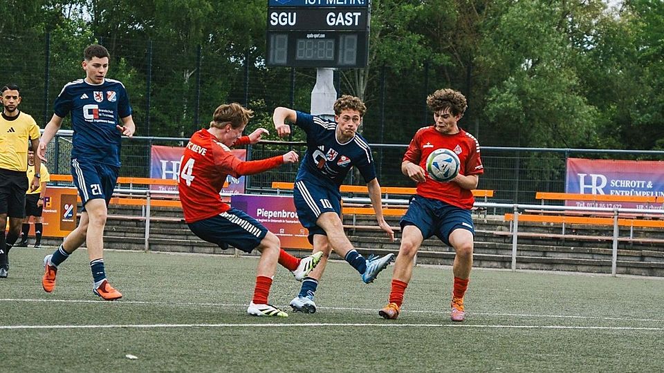 Die B-Junioren des 1. FC Kleve sind aus der Niederrheinliga abgestiegen.