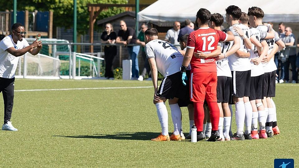 Moutfort empfängt Red Black zum absoluten Spitzenspiel
