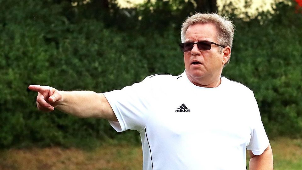 Fühlt sich in seiner Meinung bestätigt: Bernd Ziehnert, Cheftrainer des Gautinger SC in der Kreisklasse. A-Foto: Dagmar Rutt