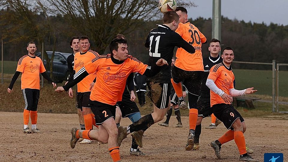 Südstaffel-Primus "Trapo" (in Orange-Schwarz) ist vor dem Re-Start auf dem besten Weg, das Saisonziel "Aufstieg" zu erreichen.