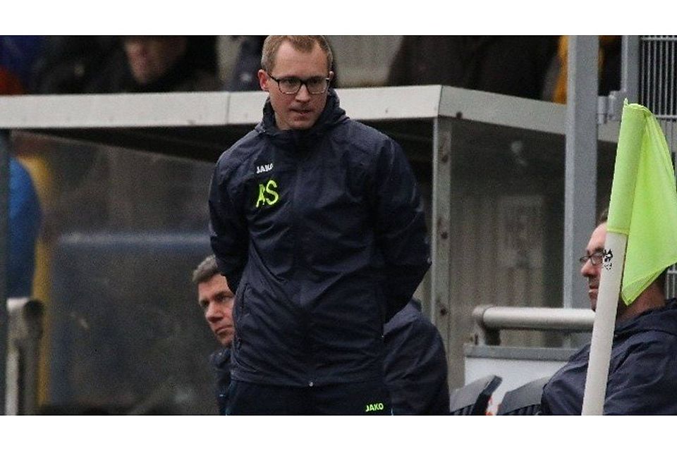 F: Heiko van der Velden F: Heiko van der Velden