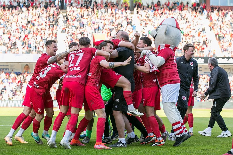 Energie Cottbus ringt Lok Leipzig in einem intensiven Spiel nieder FuPa