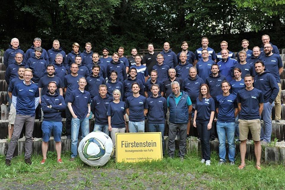 Auch bei den FuPa-Netzwerktagen 2014 war das FuPa-Team aus Rheinhessen, Wiesbaden und Nahe vertreten. Bei dem Event im bayerischen Fürstenstein kamen FuPa-Verantwortliche aus ganz Deutschland zusammen.