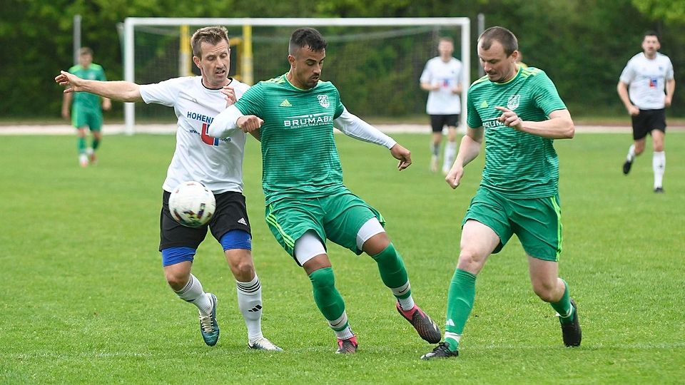 04.05.2025, DJK Waldram - Ohlstadt, Abdel Kabbaj, Yannick Kutz, Foto: Hans Lippert