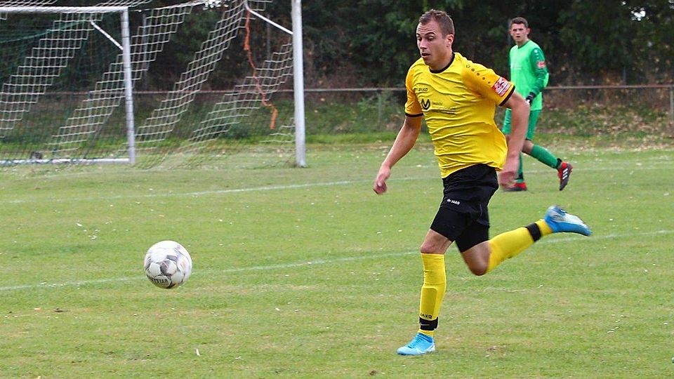 Einmal mehr soll Tobias Giesen in der Defensive für Ordnung sorgen. Foto: Schmitz