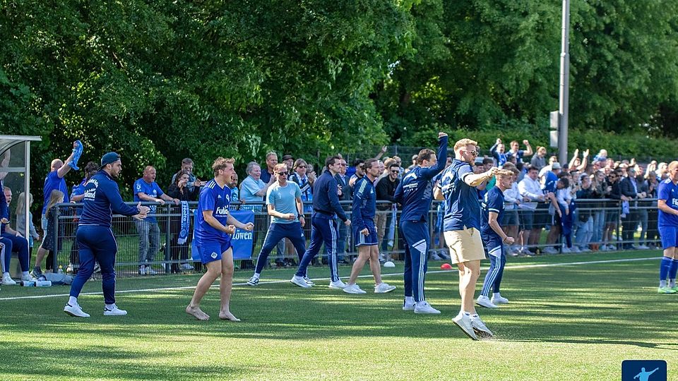 Der VfB Schloß Holte sichert sich die Meisterschaft und den Aufstieg in die Landesliga