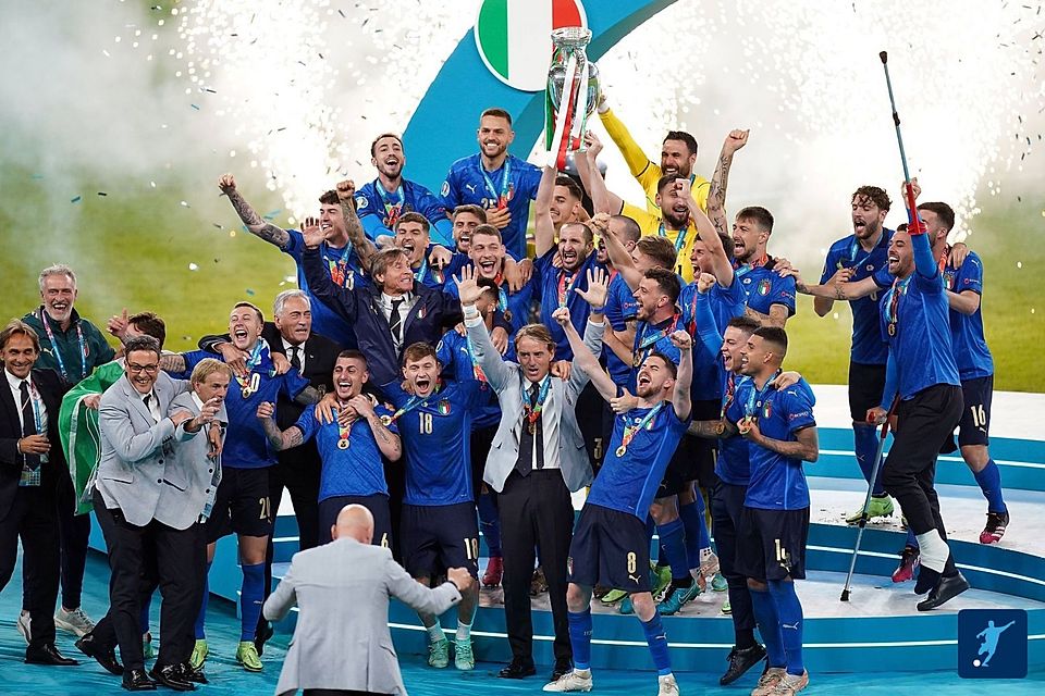 Italien hat die EM2020/21 gewonnen. Wer das Finale 2024 in Deutschland sehen möchte, muss pro Ticket bis zu 1000 Euro bezahlen. 