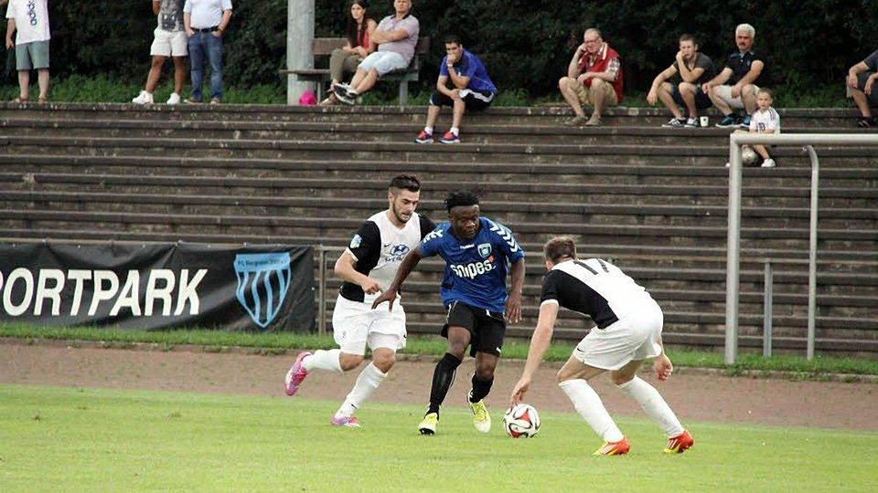 Vor der ersten Bewährungsprobe steht der FC Bergheim 2000, hier im Testspiel gegen Frechen 20, heute in Gymnich., Foto: Moers
