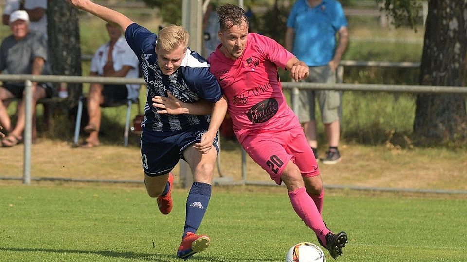 Alexander Knappe (rechts) spielt für Einheit Zepernick.
