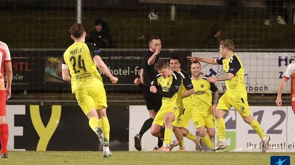 Die DJK Vilzing behält in einer hitzigen Partie in Aubstadt trotz zweier Platzverweise die Oberhand und siegt mit 2:1.