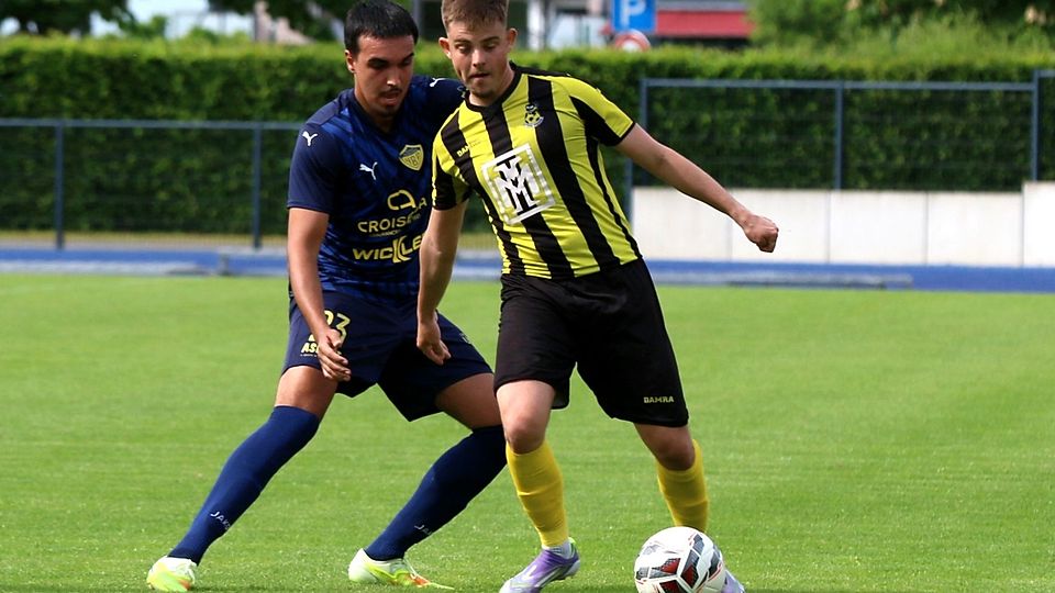 Beggen um Robin Moreira (r.) erwartet am Sonntag ein vorgezogenes Finale um den direkten Aufstieg 