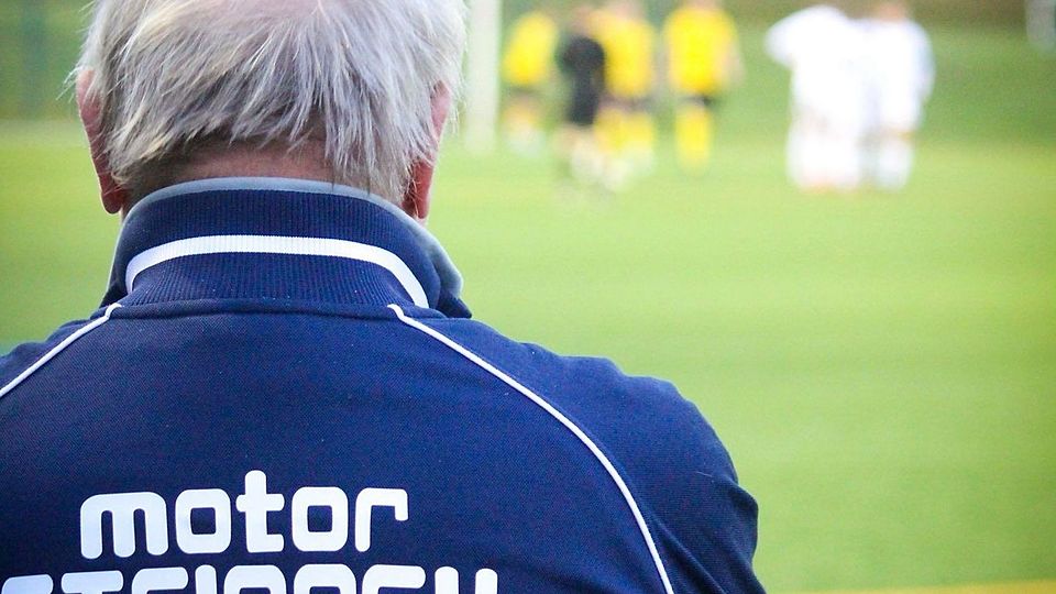 Horst "Ede" Grohmann hat eine klare Meinung zu den zahlreichen Aufstiegsverzichten in Thüringen und benennt in seinen Augen die wahren Gründe.