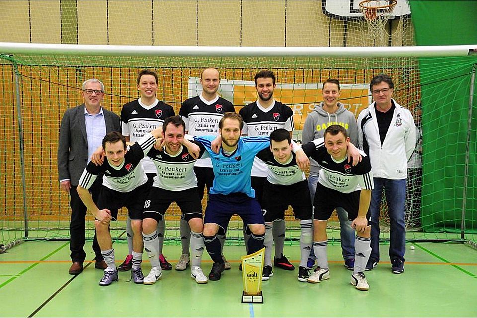 Der TSV Seebach ist der stolze Sieger der 15. Ausgabe der Wolfhaus-Cups der SpVgg Osterhofen. Foto: Nagl