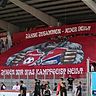 Über 4.500 Fans pilgerten am Samstag an den Würzburger Dallenberg und sahen einen deutlichen 4:0-Sieg der Kickers gegen Unterhaching.