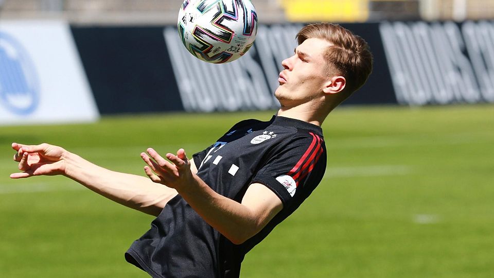 Lenn Jastremski wechselt vom FC Bayern auf Leihbasis zu Erzgebirge Aue.