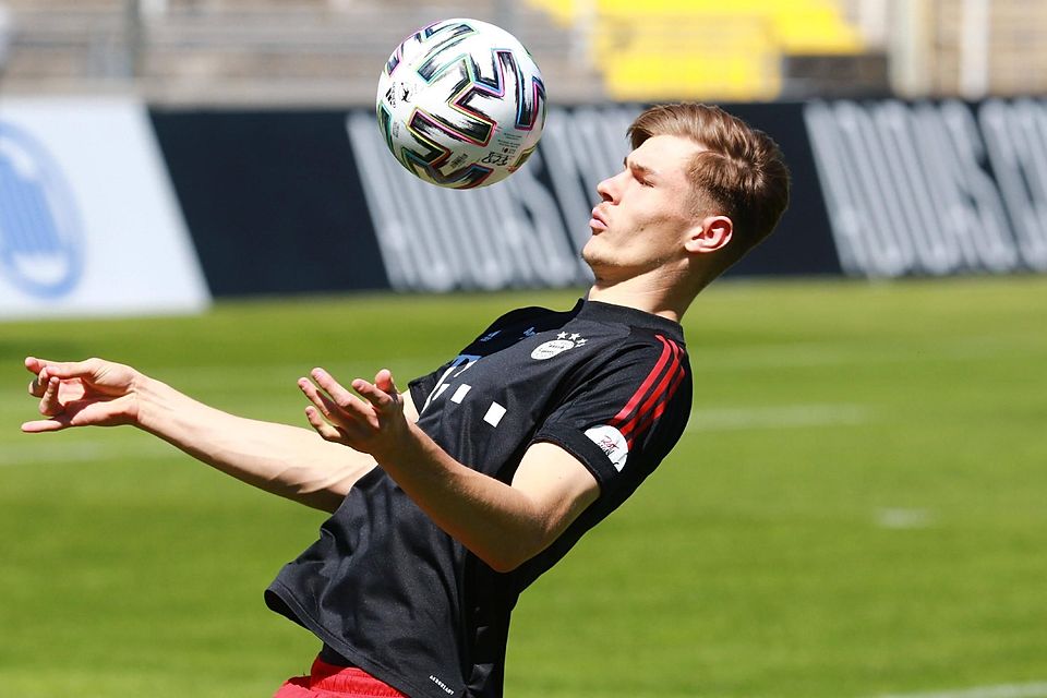Lenn Jastremski wechselt vom FC Bayern auf Leihbasis zu Erzgebirge Aue.