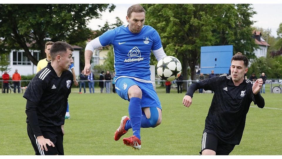 Bereit für den Sprung nach oben? Der SVK um Thomas Edlböck (M.) muss für den Bezirksliga-Aufstieg zwei Relegationsrunden überstehen. Die erste Hürde ist Hohenwart.