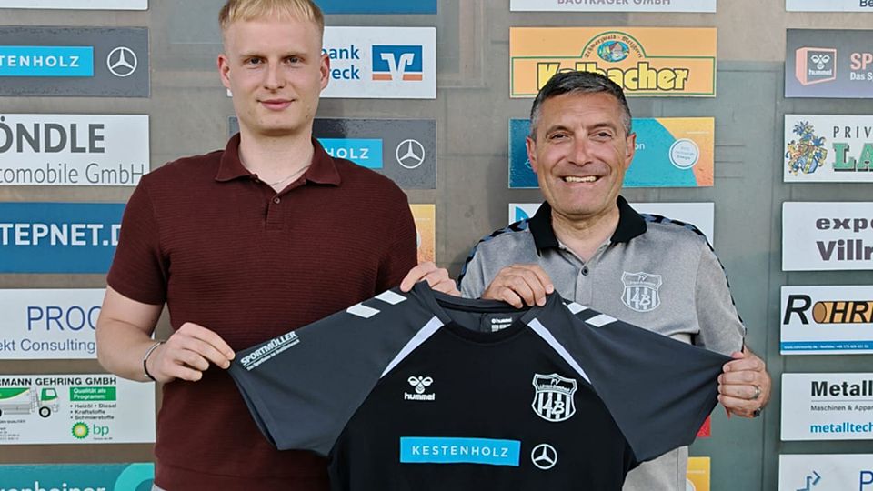Rückkehrer Mykola Sheremet (links) und FVLB-Sportchef Antonio Ratto | Foto: FVLB