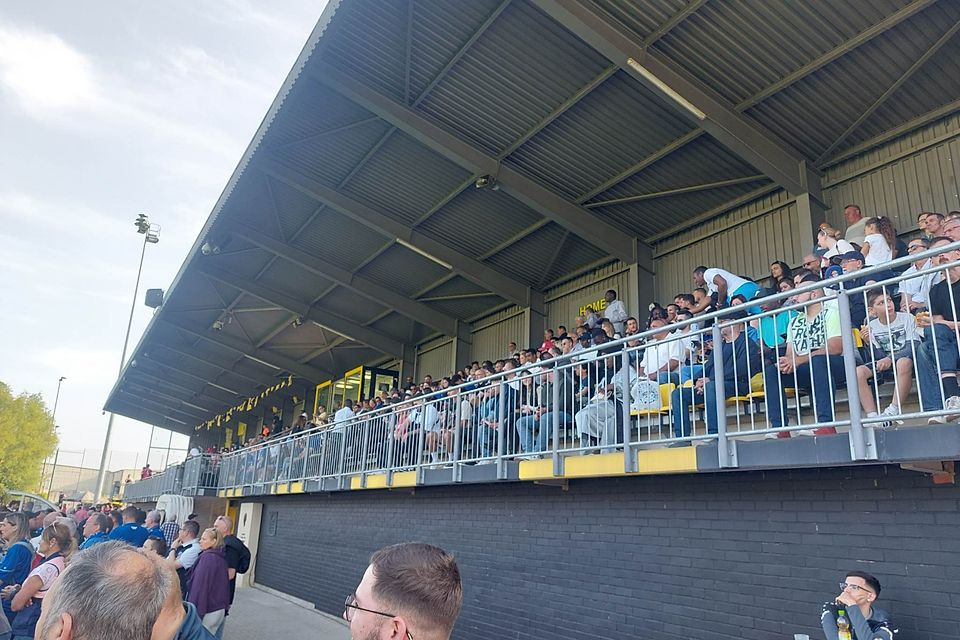 Über 1700 Fans waren beim Spiel in Niederkorn