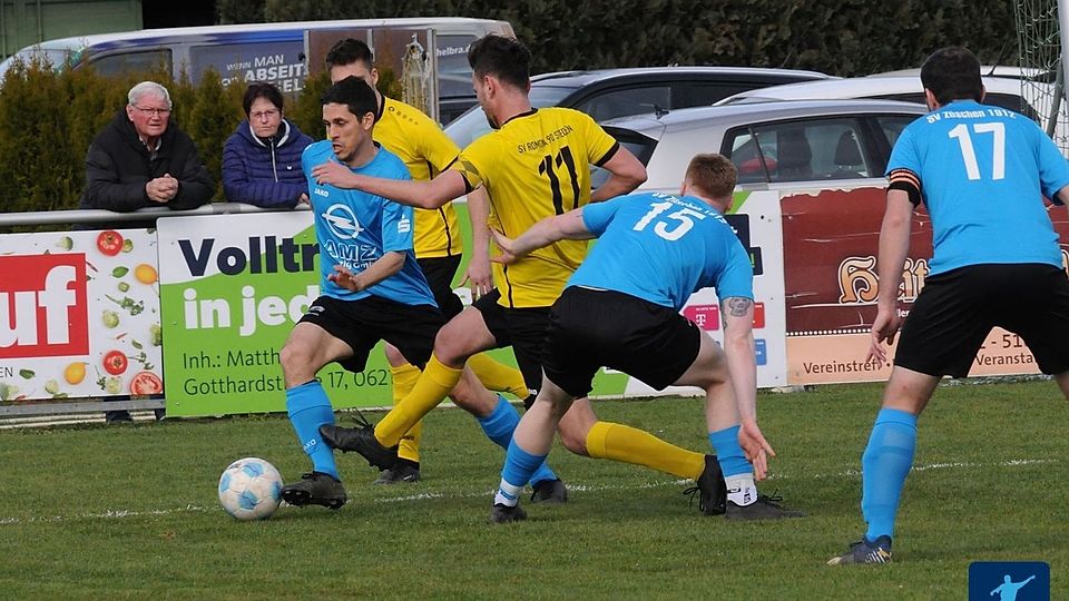 Durch den Rückzug des SV Zöschen (in blau) verbleibt der SV Romonta Stedten in der Landesklasse.