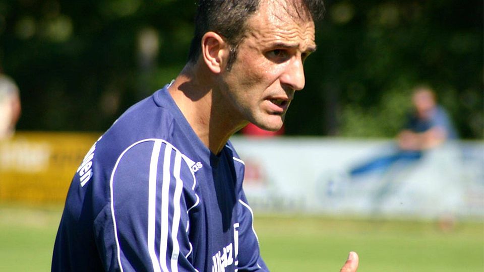 Nun nicht nur als Spieler, sondern künftig auch als Trainer für den Keisligisten FSV Wehringen aktiv: Murat Alici. 	F.: Manfred Stahl