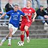 Kevin Acosta Marquez (links) dribbelt ab sofort im Trikot der DJK Ammerthal.