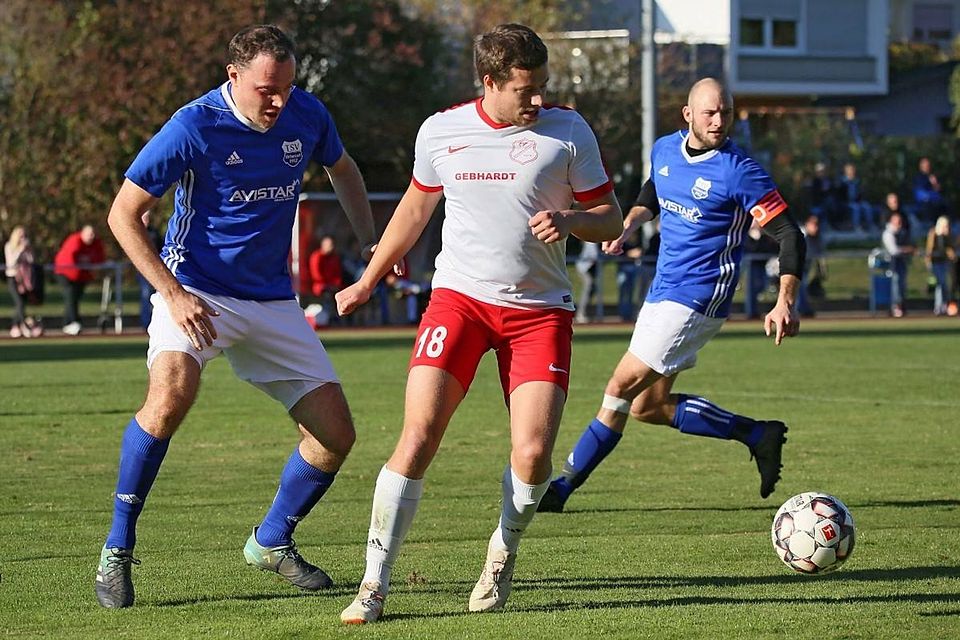 2018 trug Marcel Schaardt noch das weiß-rote Trikot des TSV Neckarbischofsheim gegen den TSV Helmstadt. Mittlerweile hat er die Farben gewechselt.