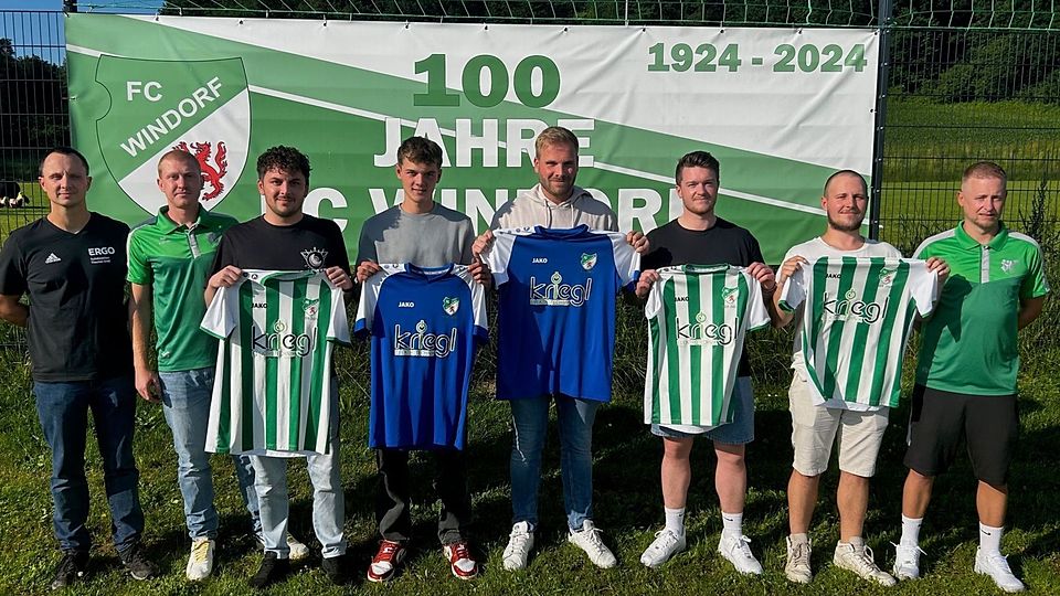 Von links nach rechts: Andreas Wagner, Simon Saxinger, Fabian Gottinger, Simon Kanneder, Maximilian Kalhamer, Manuel Krompaß, Marcel Fenzl und Marco Wundsam.