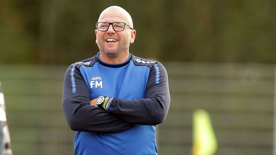 Hat nach dem 4:1 über Wissen gut lachen: Mehrings Trainer Frank Meeth
