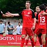 Die Fußballer des SV Rot-Weiß Walldorf werden unabhängig vom Saisonausgang auch nach der Sommerpause wieder in der Hessenliga spielen. (Archivfoto)