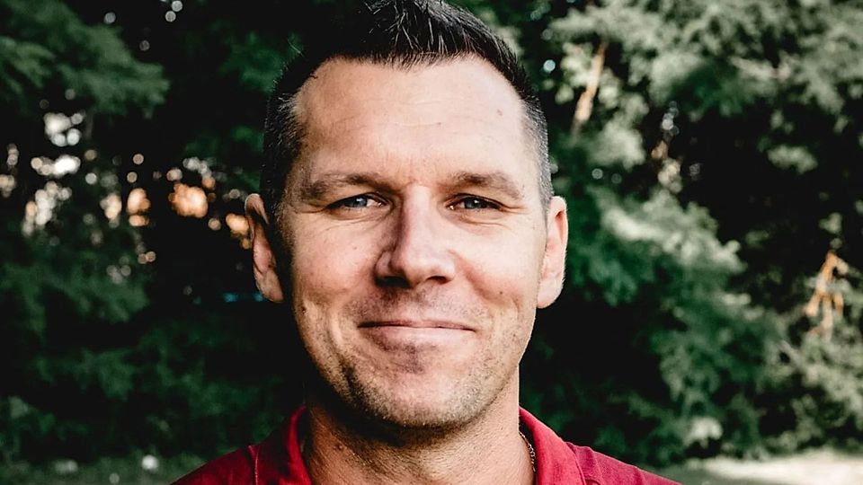 Trainer Dennis Eylmann gibt die Hoffnung auf den Klassenerhalt nicht auf.