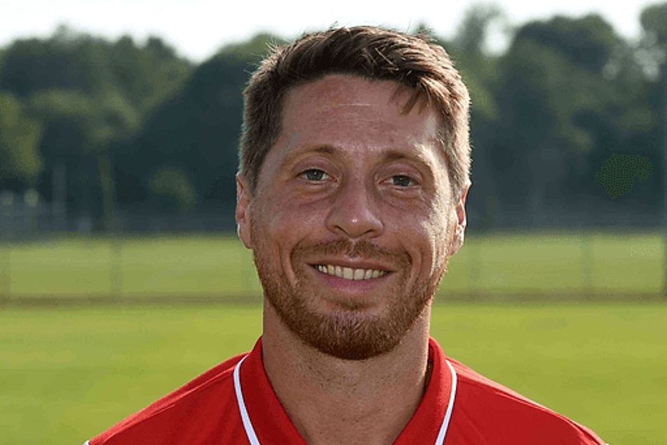 Andreas Lembertz ist Schirmherr bei "Neuss am Ball". Andreas Lembertz ist Schirmherr bei "Neuss am Ball".