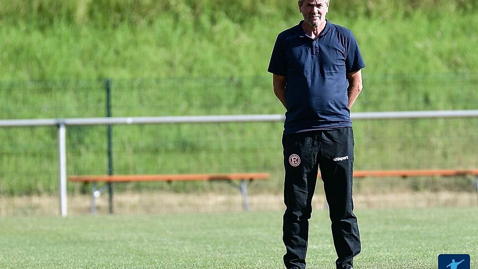 Friedhelm Funkel besuchte die Holzheimer SG.