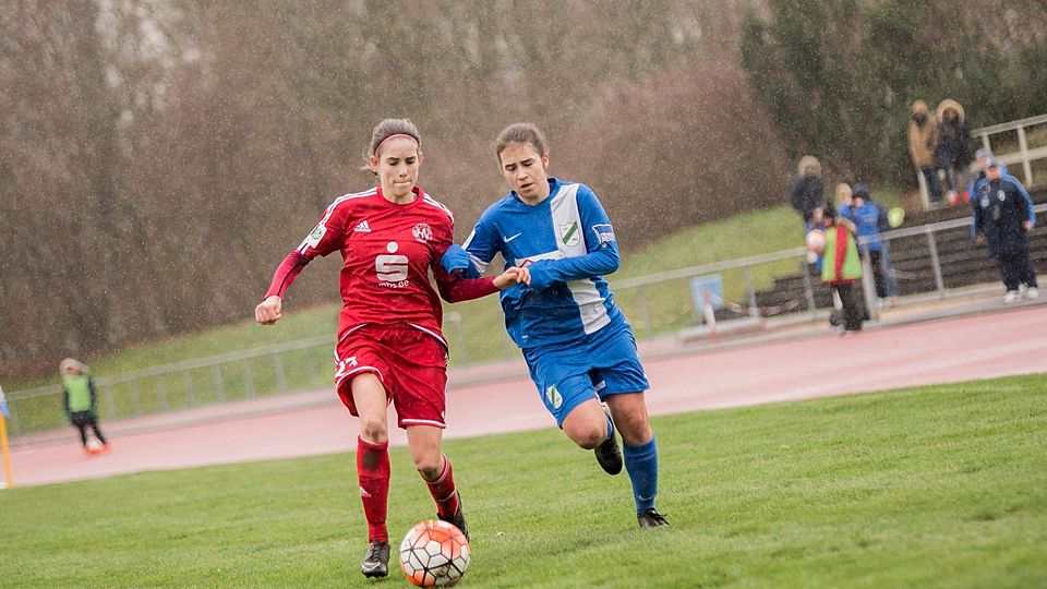 Svea Kurrek (links) spielt mit 16 Jahren in der 2. Bundesliga der Frauen