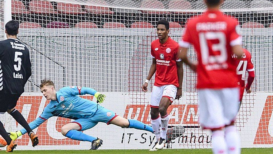Die Nullfünfer Amateure konnten im Testspiel gegen den Oberligisten Schott Mainz überzeugen. F: Images