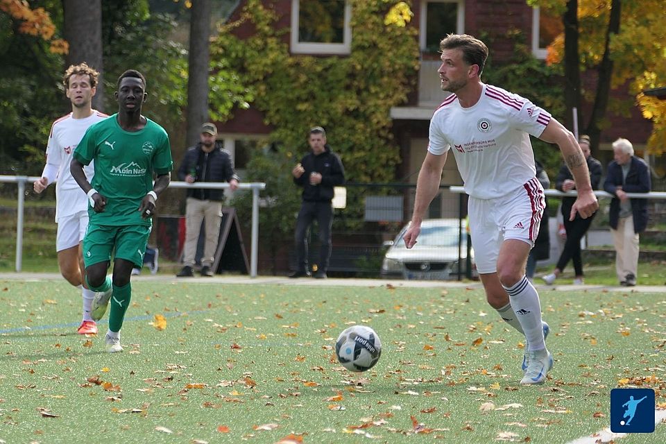 Augen auf den Ball - und auf FuPa!