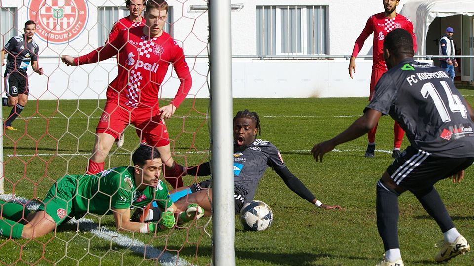 Bei City - Koeppchen wollte der Ball einfach nicht ins Tor