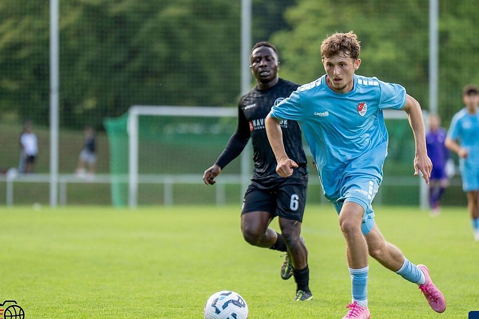 Türkgücü München fprdert im Kellerduell den FC Sturm Hauzenberg. Türkgücü München fprdert im Kellerduell den FC Sturm Hauzenberg.