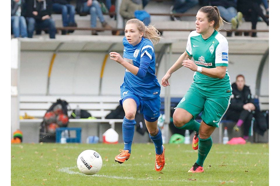 Zuletzt Siegtorschützin in Hohen Neuendorf: Elisa Senß (links, Foto vom Werder-Spiel). Foto: Scholz