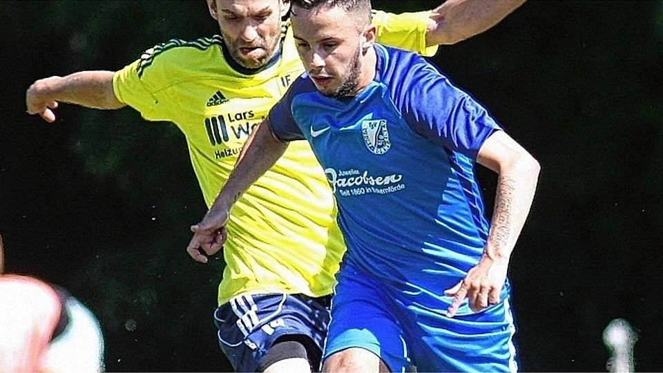Neudorf-Bornsteins Neuzugang Maik Riedel (v.) gelang im Pokal gegen Eckernförde IF beim 4:0-Erfolg direkt ein Doppelpack.DVE