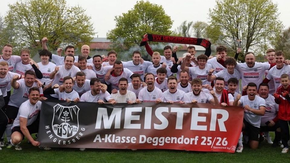 Endlich Aufstieg! Der TSV Hengersberg ist Meister der A-Klasse Deggendorf.