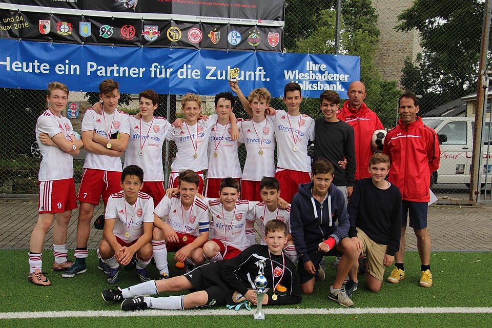 Das Sonnenberger Sieger-Team des C-Jugend-Turnier. Foto: Spvgg. Sonnenberg.