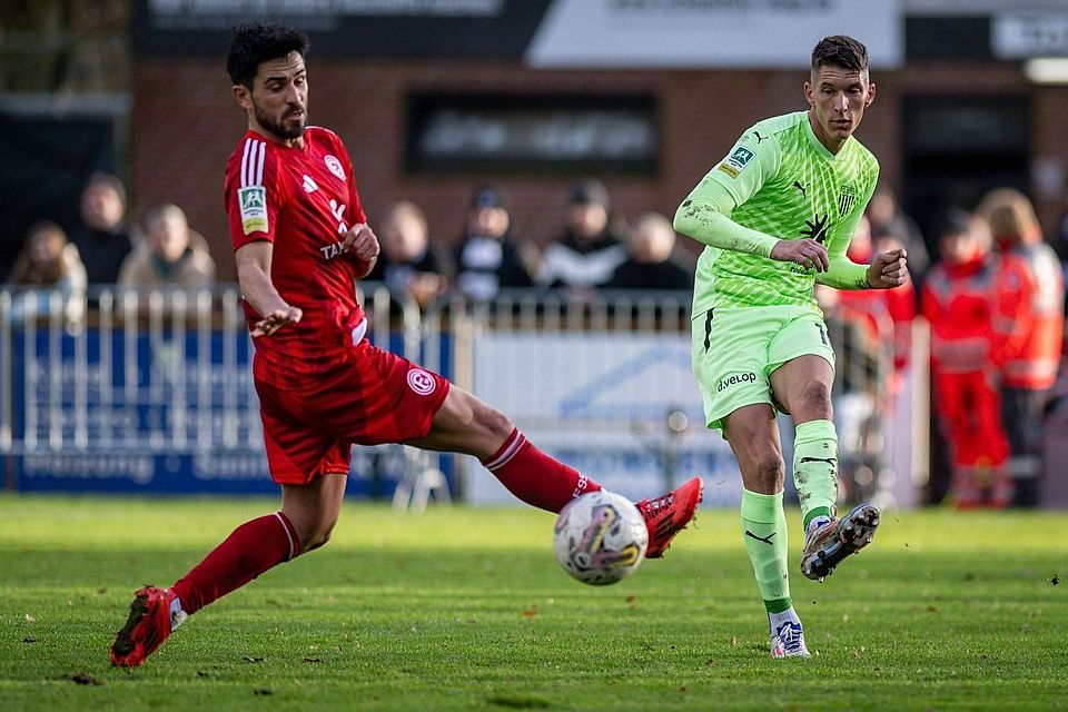 Marko Stojanovic (r.) wechselt zu Solingen 03. Marko Stojanovic (r.) wechselt zu Solingen 03.