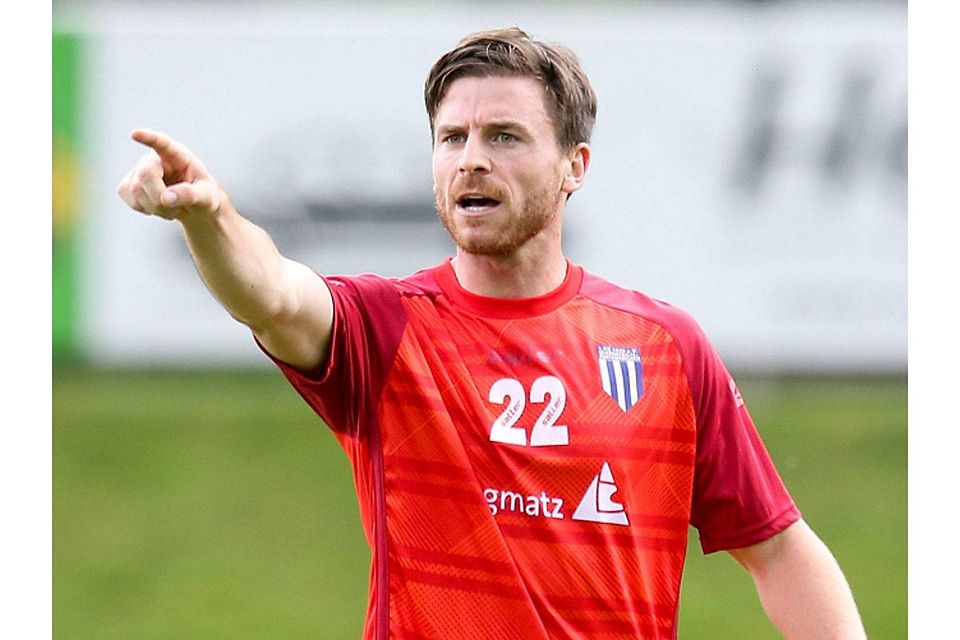 Er gibt für lange Zeit keine Anweisungen mehr: Franz Fischer (hier noch im Trikot des 1. FC Garmisch-Partenkirchen) steht dem FC Penzberg voraussichtlich die gesamte Saison nicht mehr zur Verfügung. Mayr