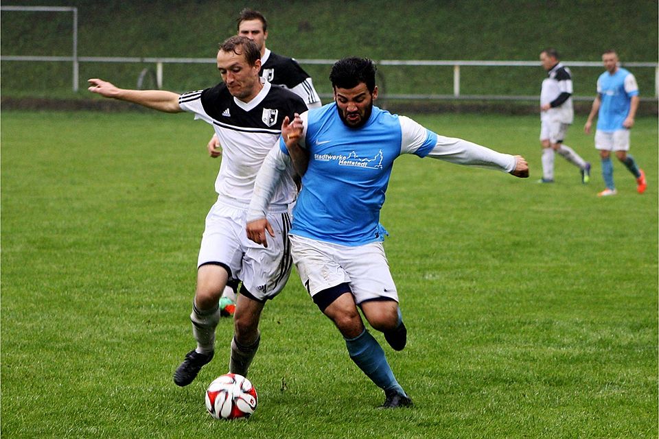 Necirvan Isa (rechts) spielt künftig für den SV Förderstedt   F: Selent