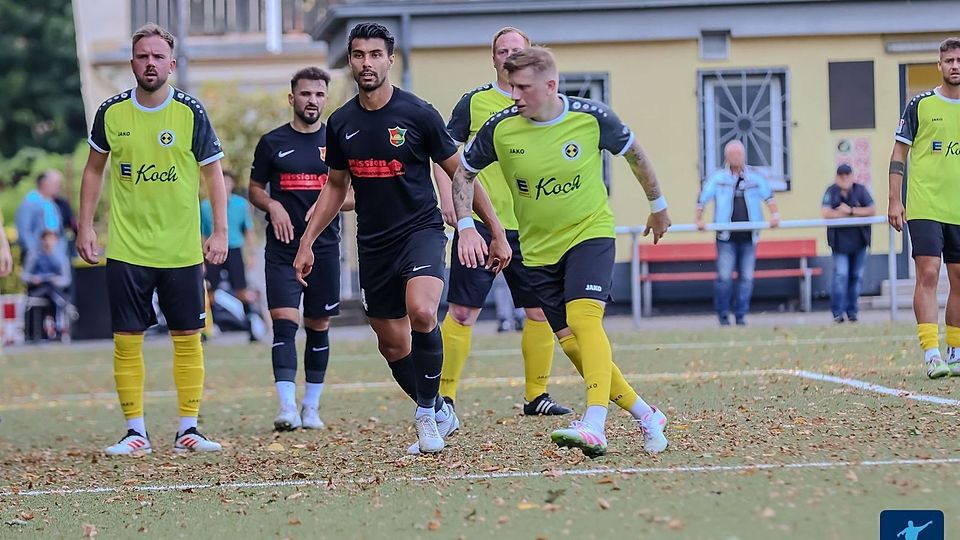 Jeffrey Malcherek und der FC Roj Dortmund mussten sich mit einem 2:2 beim BV Herne-Süd anfreunden.