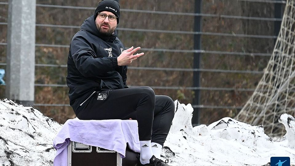 Nein, zufrieden kann FC-Trainer Jan Gernlein mit dem Pflichtspiel-Auftakt seiner Jungs wahrlich nicht sein.