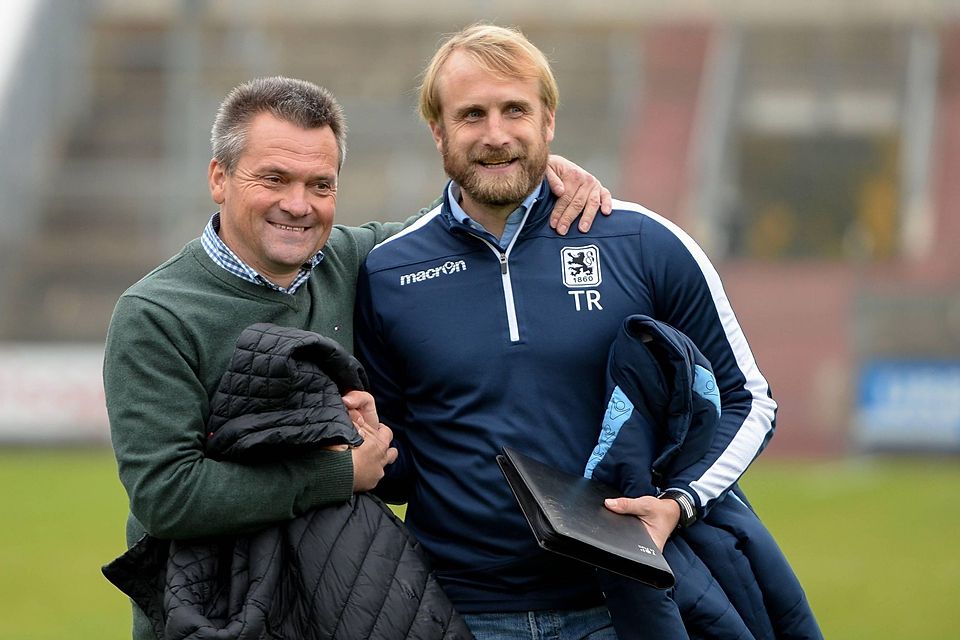 Ein Bild aus dem Jahr 2016: Manfred Schwabl (li.) und Daniel Bierofka verstehen sich gut. Ein Bild aus dem Jahr 2016: Manfred Schwabl (li.) und Daniel Bierofka verstehen sich gut.