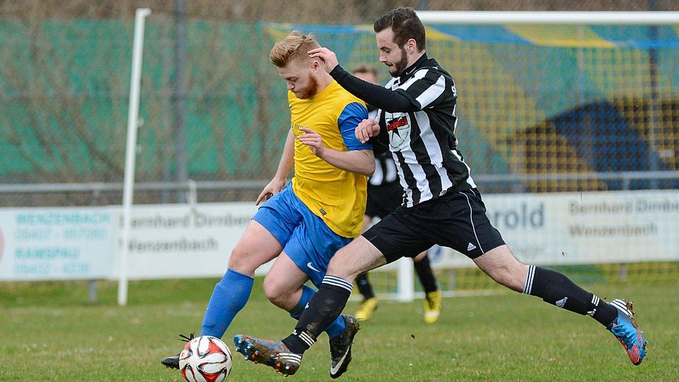Hainsacker feiert in Wenzenbach einen wichtigen 2:1-Triumph. F: Schneider