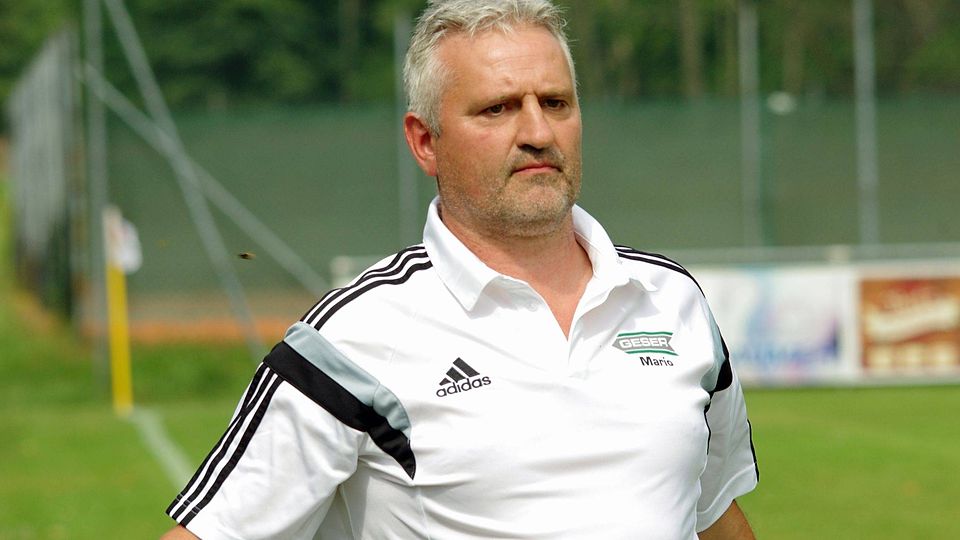 Mario Minin ist nicht mehr Trainer beim FC Rosenhof-Wolfskofen. Foto: lst